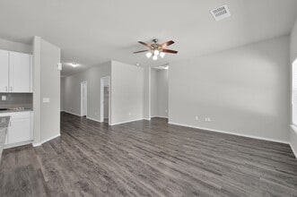Building Photo - 8011 Dauntless Dr
