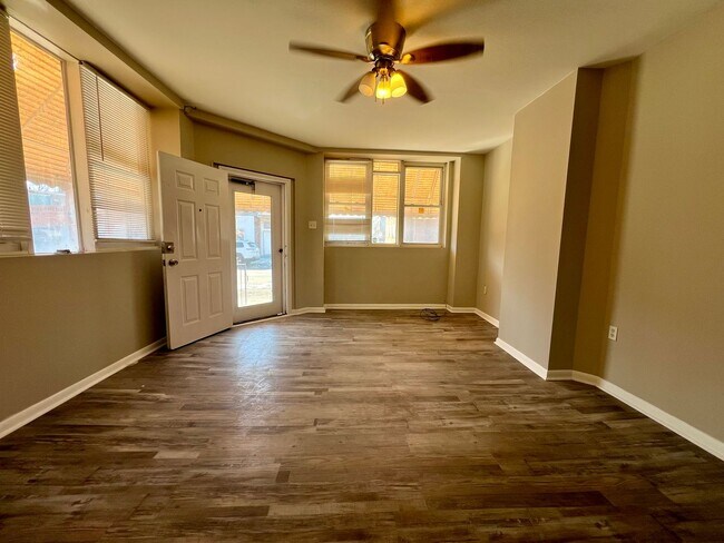 Foto del edificio - 2419 S 62nd St