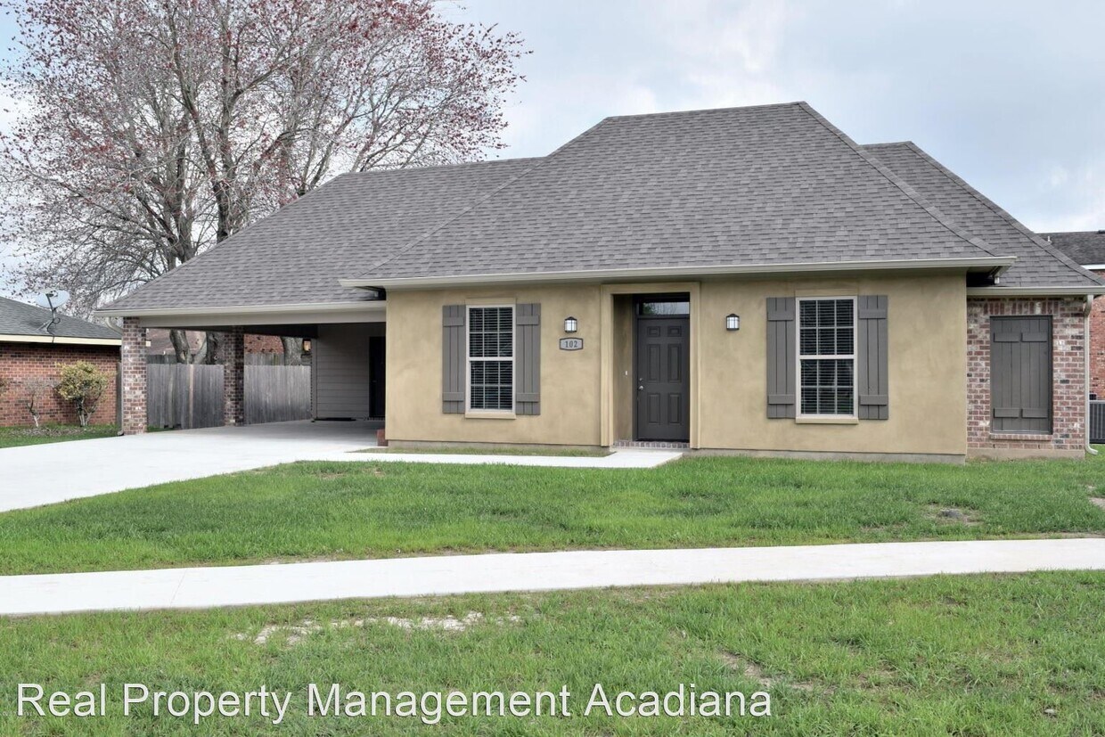 Primary Photo - 3 br, 2 bath House - 102 Cane Dr.