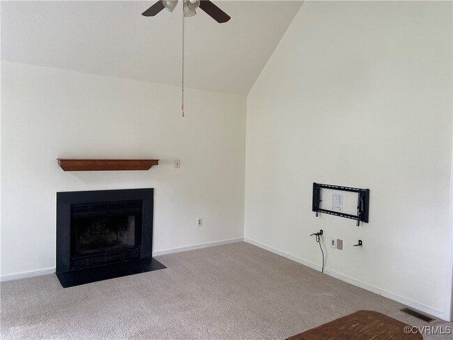 Foto del edificio - 6415 Chenault Way