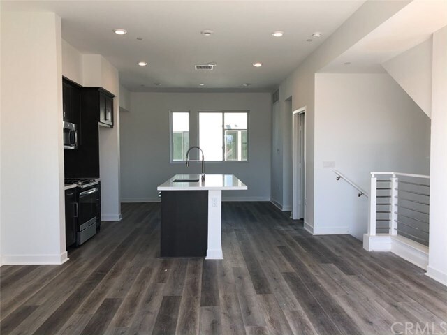 Building Photo - 277 Dockside Ln