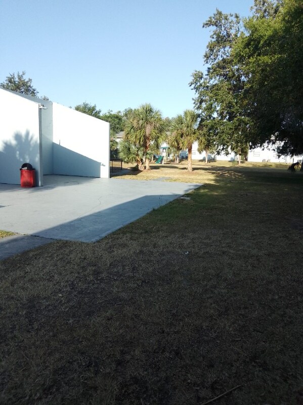 Foto del edificio - 3215 Baird Ave