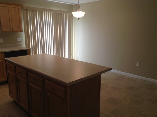 Foto del edificio - 1237 Golden Eagle Drive