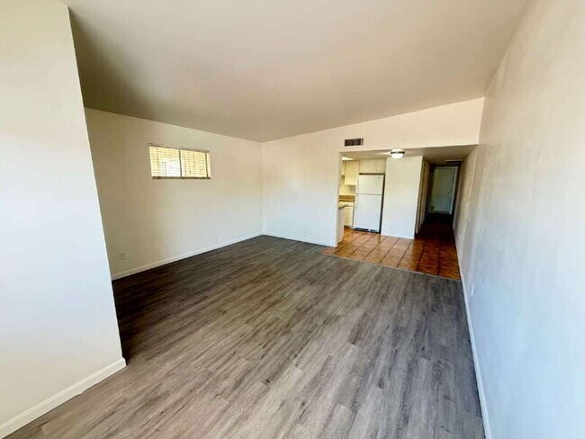 Foto del edificio - 2513 E Kings Ave