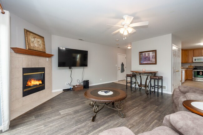 Foto del edificio - 532 Lake St