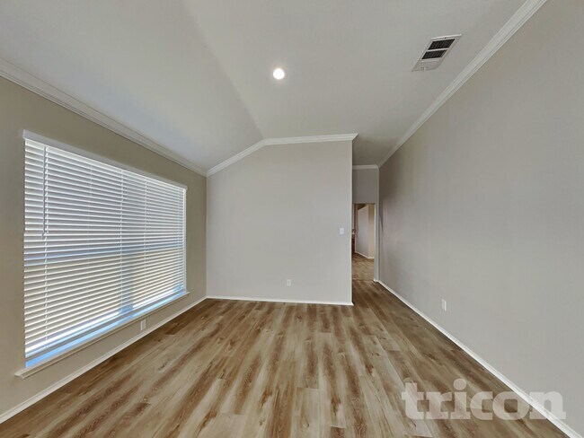 Foto del edificio - 720 Rowdy Dr