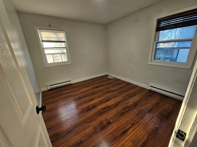 Building Photo - 705 Pennsylvania Ave