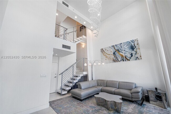 Building Photo - 31 N Shore Dr