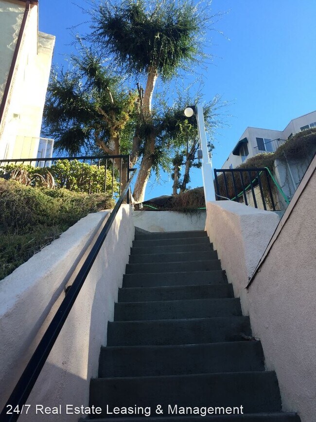Foto del edificio - 2 br, 1 bath House - 1650 Silver Oak Dr