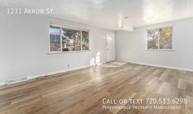 Foto del edificio - 1231 Akron St