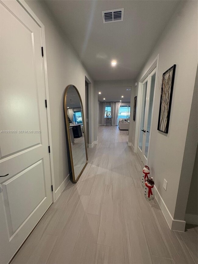 Building Photo - 5020-5124 124th Ave E