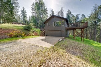 Building Photo - 2870 Fox Run Rd