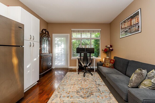 Photo du bâtiment - 18828 69 Av