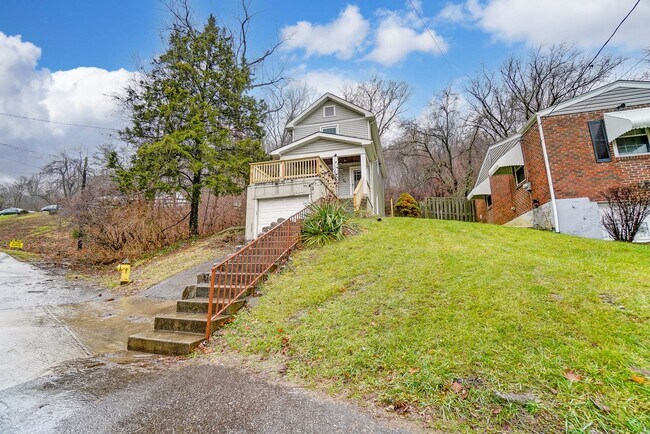 Foto del edificio - Three Bedroom Home in Covington!