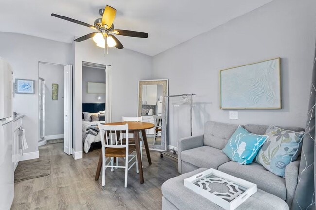 Building Photo - 5408 5th Ave N