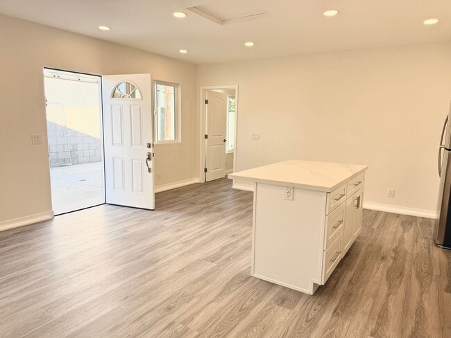 Building Photo - Charming Brand New Construction ADU in quiet neighborhood