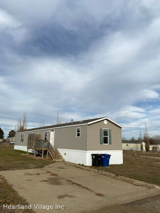 3 br, 2 bath House 870 Bab Drive House Rental in Dickinson, ND