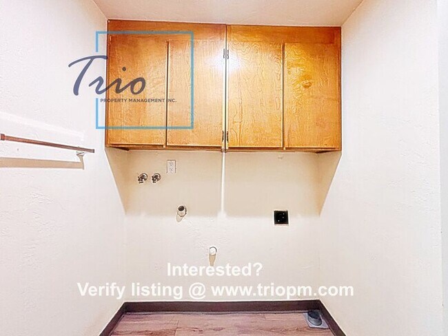 Foto del edificio - 3887 N Clarey St