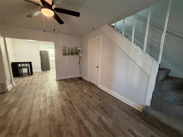 Building Photo - 222 E Woodin Blvd