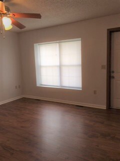 Foto principal - 301 S Mulberry St