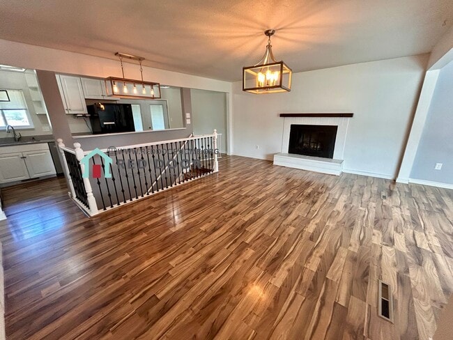 Building Photo - Spacious 4 Bed, 2 Bath Home for Rent – Minutes from Malmstrom AFB