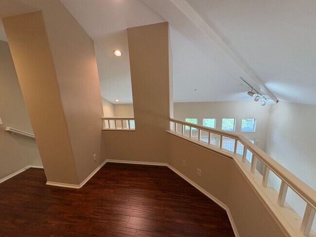 Foto del edificio - 2634 Dunstan Dr