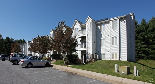 Ridgeview at Wakefield Valley Apartment Homes