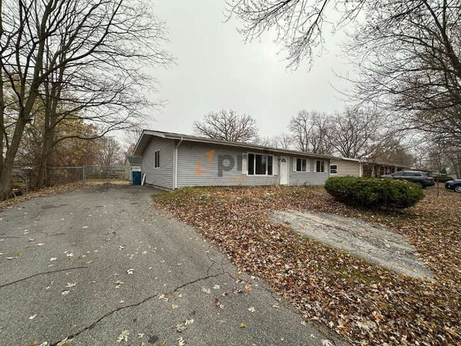 Foto del edificio - 781 Heritage Rd