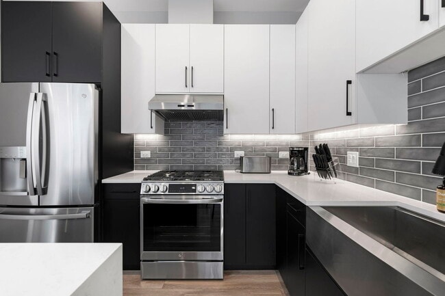 Building Photo - 1606 S Ashland Ave