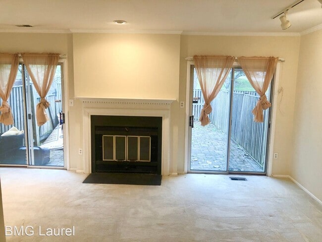 Building Photo - 2 br, 1.5 bath House - 8216 Tall Trees Ct