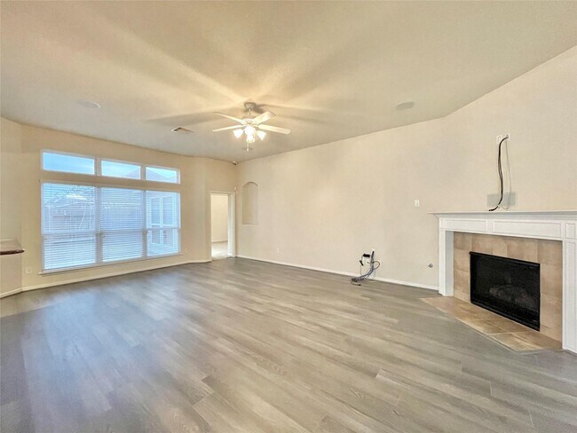 Building Photo - 3131 Single Ridge Way