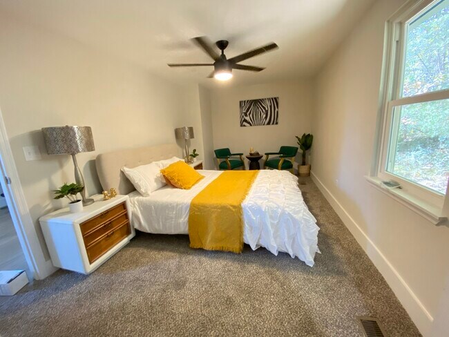 Foto del edificio - 6559 Sandswitch Rd