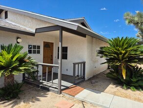 Building Photo - 60111 Pueblo Trail