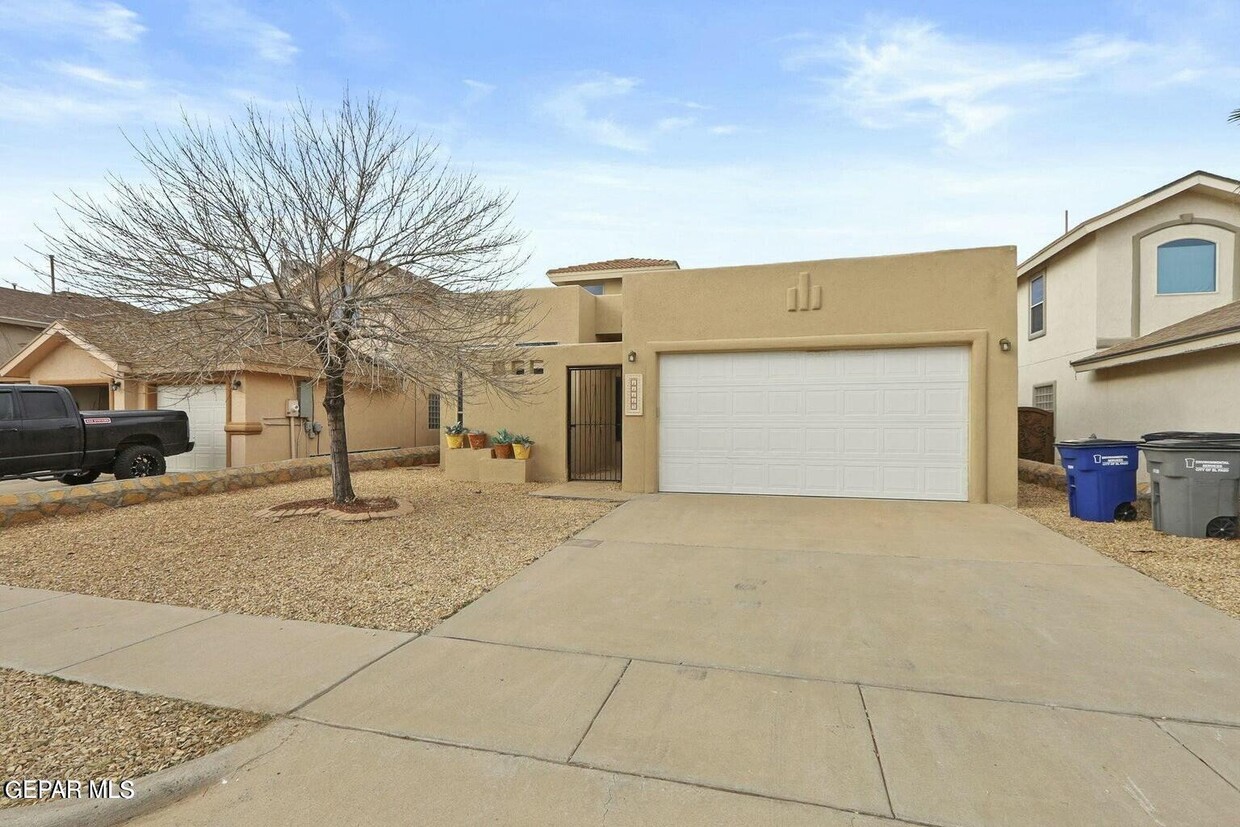 Foto principal - 11117 Bullseye St