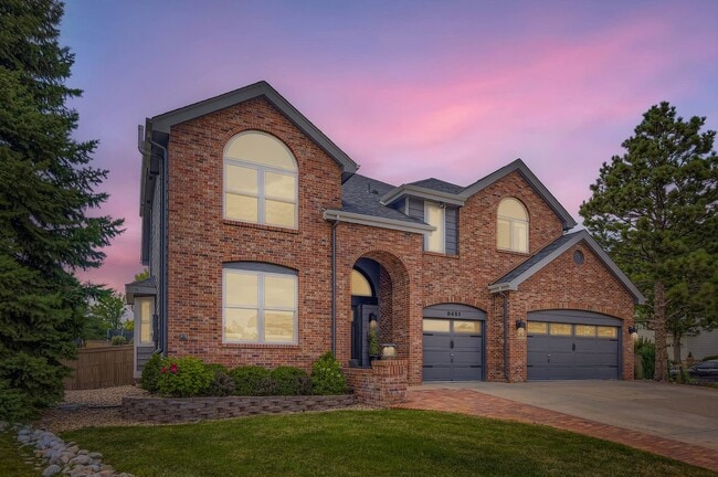 Building Photo - 9451 S Crestmore Way