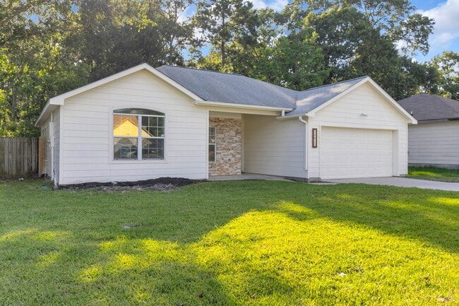 Building Photo - 16413 Danika Oak