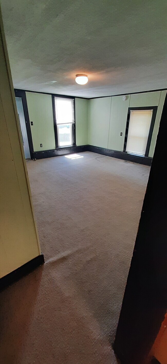 228 Meadville St, Edinboro, PA 16412 House Rental in Edinboro, PA