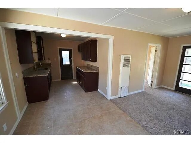 Primary Photo - 27338 Foster Ave