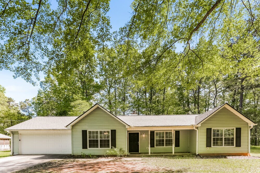 Primary Photo - 130 Harriette Dr