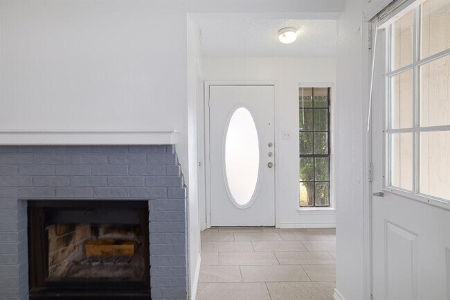 Building Photo - 9206 Kempler Dr