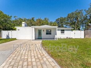 Building Photo - 4613 Irene Loop Building Photo - 4613 Irene Loop