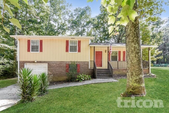 Building Photo - 4211 Clearview Dr