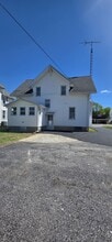 Building Photo - 704 S Main St