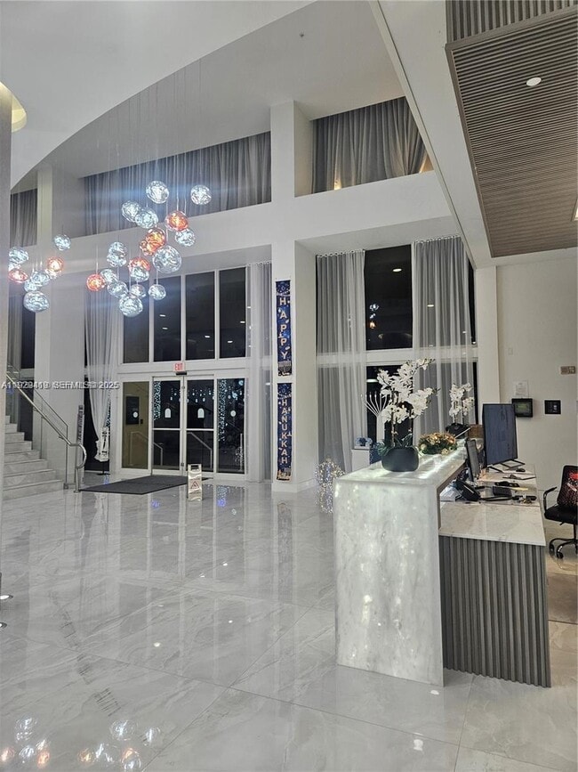 Building Photo - 18800 NE 29th Ave