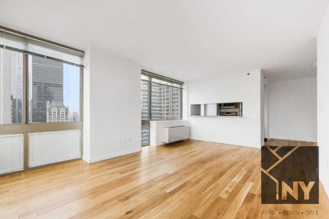 Foto del edificio - 4 bedroom in New York NY 10038
