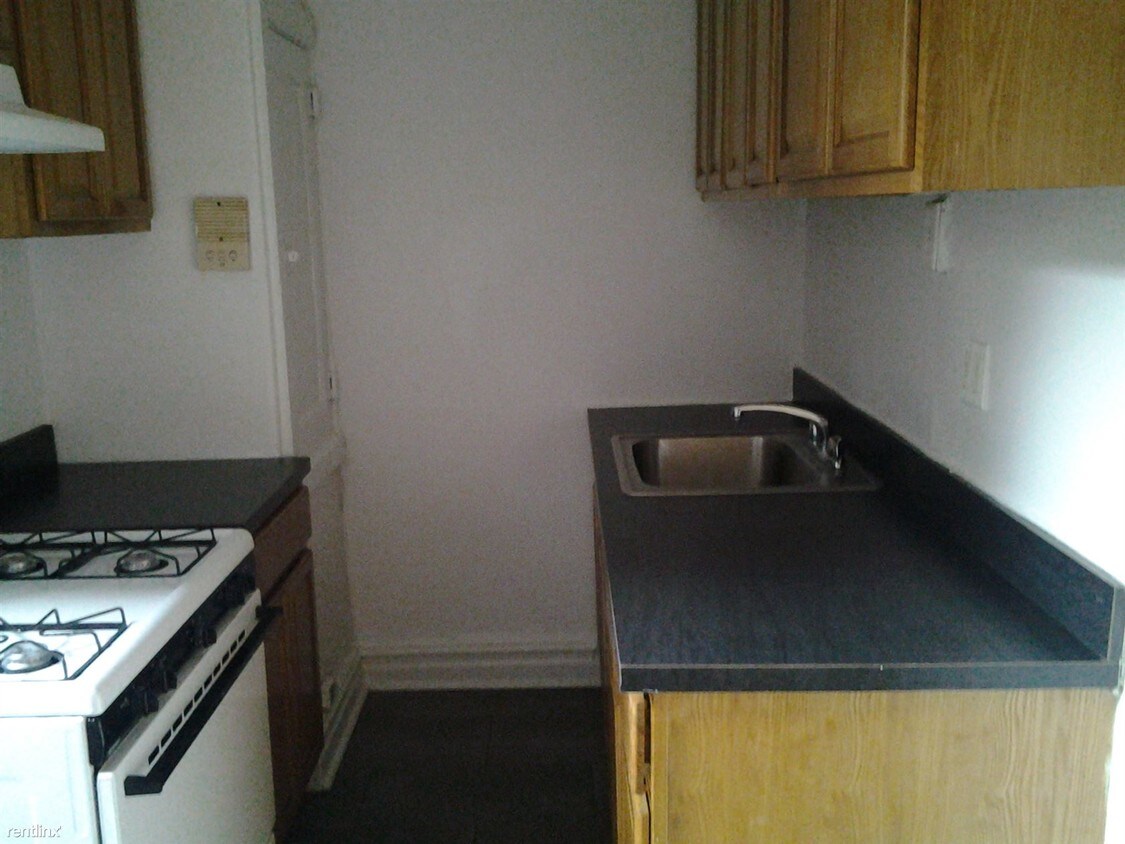 Foto principal - 14010 Franklin Ave