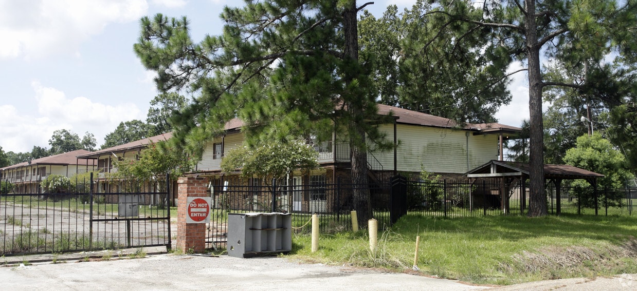 Primary Photo - Brandywine Apartments