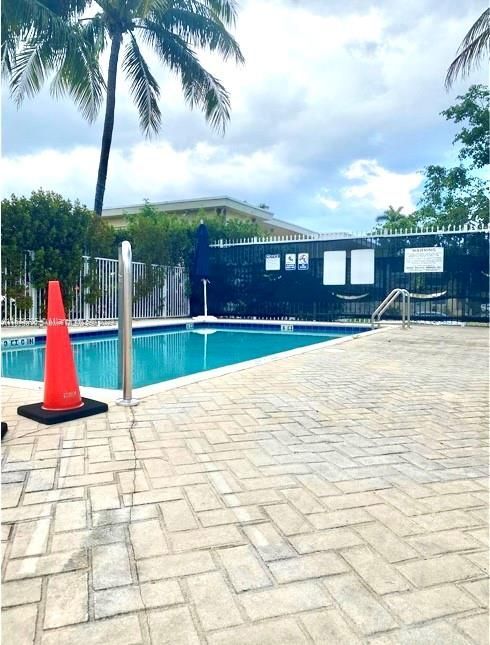 Foto principal - 2088 NE 167th St