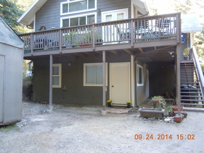 Building Photo - 10719 Lomita Ave