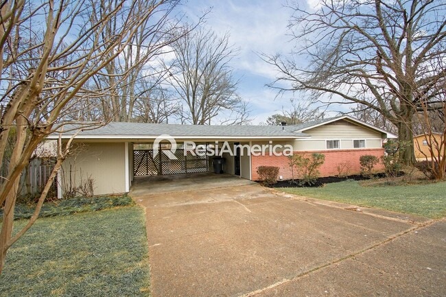 Building Photo - Newly Renovated 3BR/2B home in Bartlett